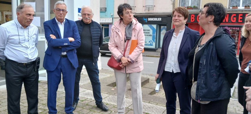 Madame la Sous-préfète en visite à Bruyères
