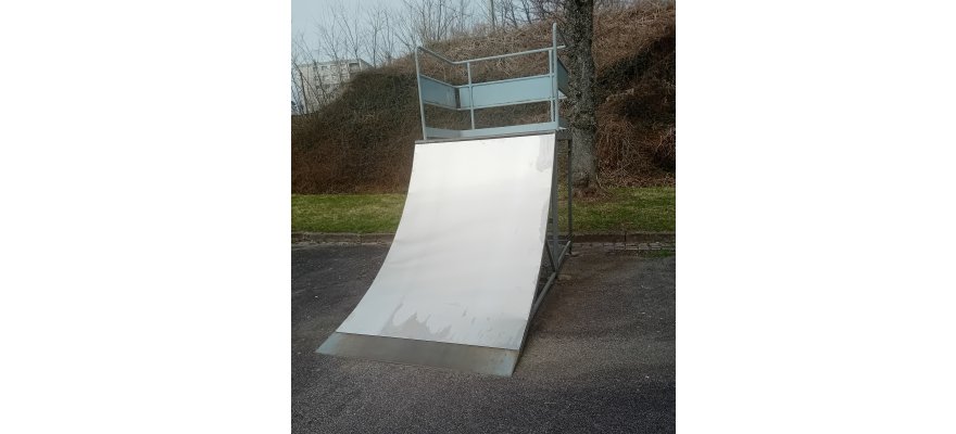 SKATE PARK
